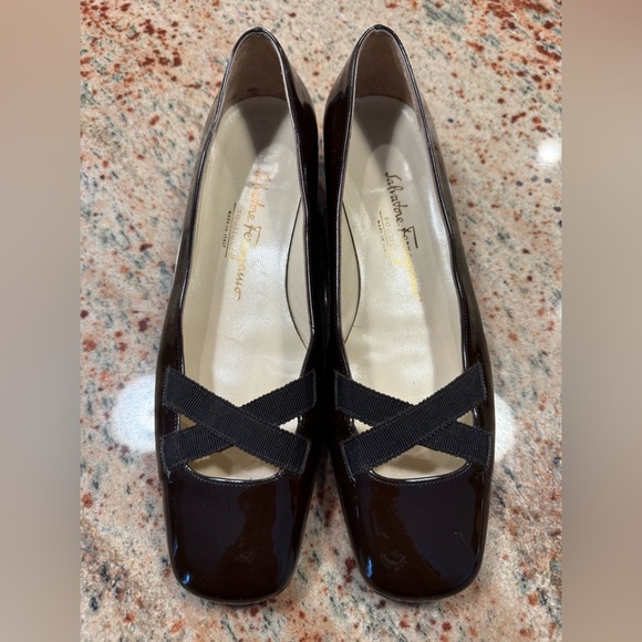 Salvatore Ferragamo Leather Shoes Ballet Womens Size 7.5 Crisscross Brown Preppy - Picture 2 of 14